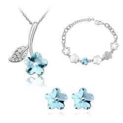Platinum plated sky blue CZ diamonds little flower pendant with earrings and bracelet